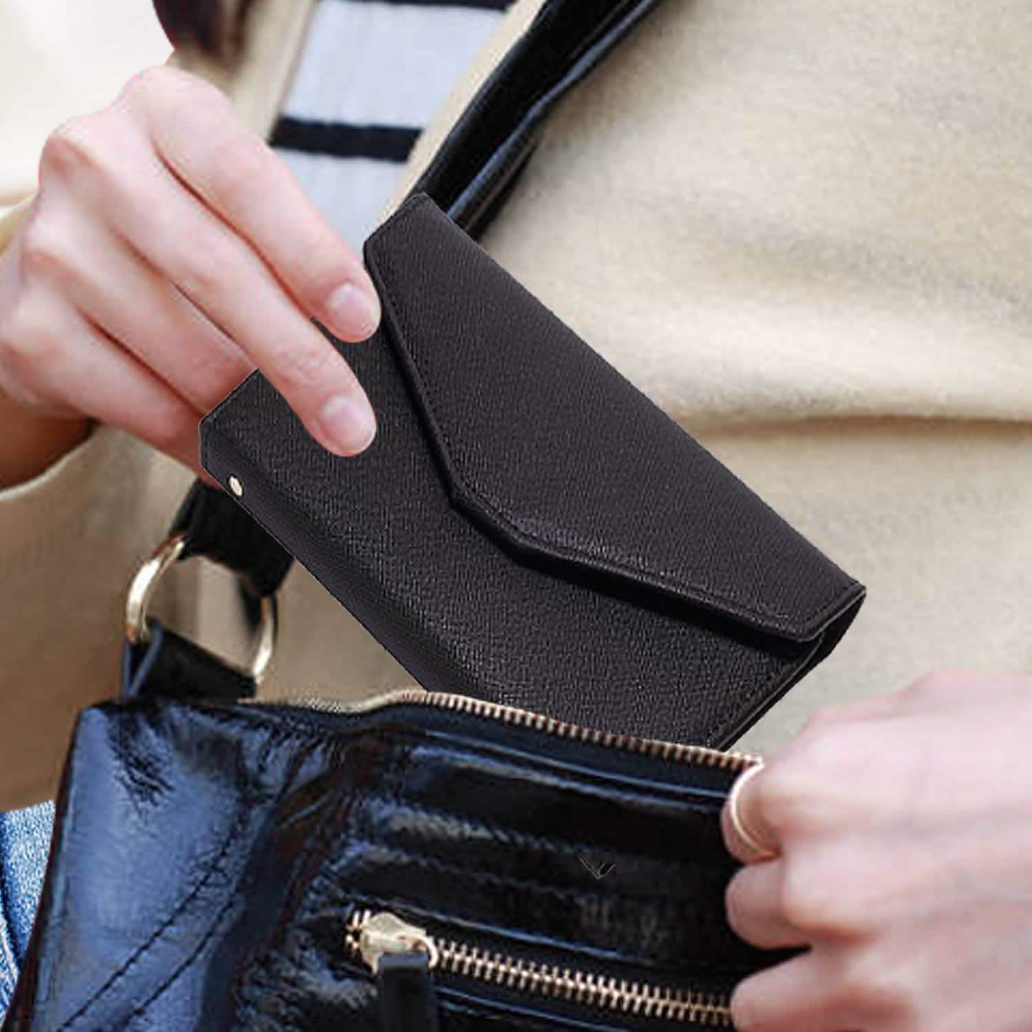 Blocking Travel Passport Organizer Wallet With Vaccination Card Slot